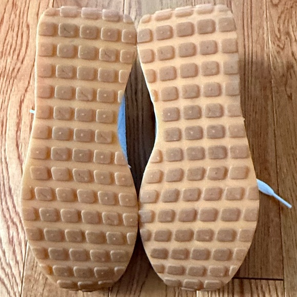 New w/o Box, Puma Platform Sneakers, White, Size 6.5 - Picture 7 of 10